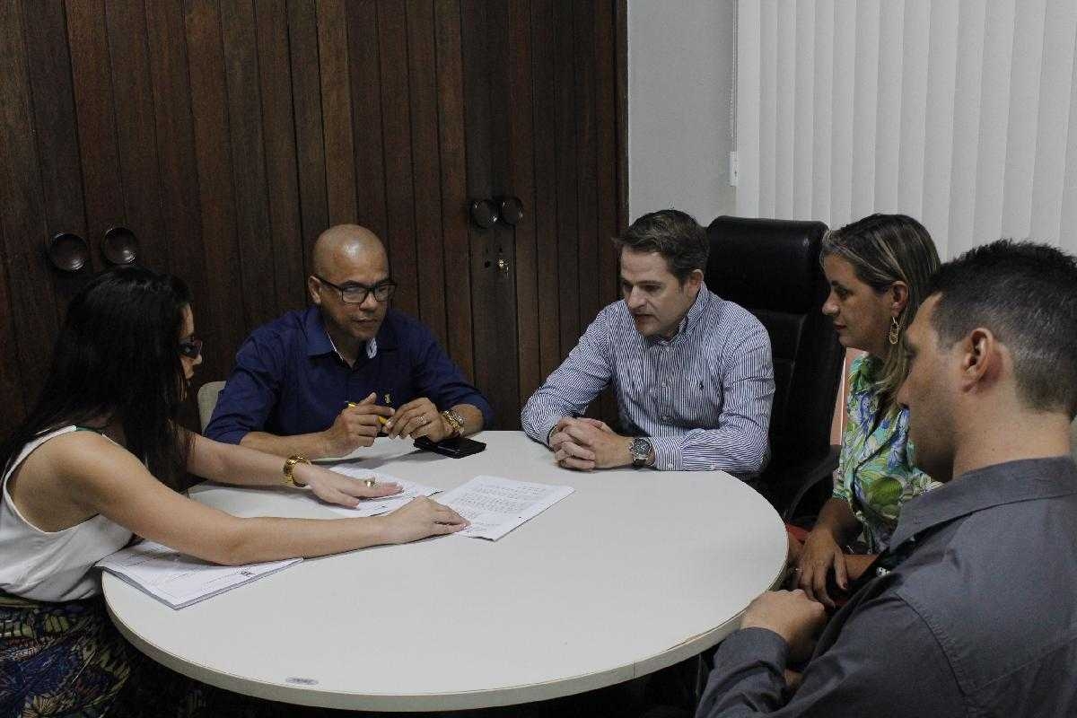 Sejuc/Sergipe assina termo de cooperação com Faculdade São Luiz de França (Foto: Sejuc/SE)