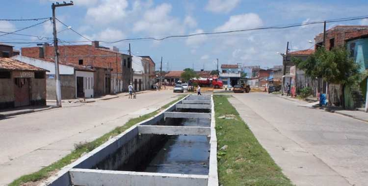 Obra segue para a sua conclusão (Foto: Emurb)
