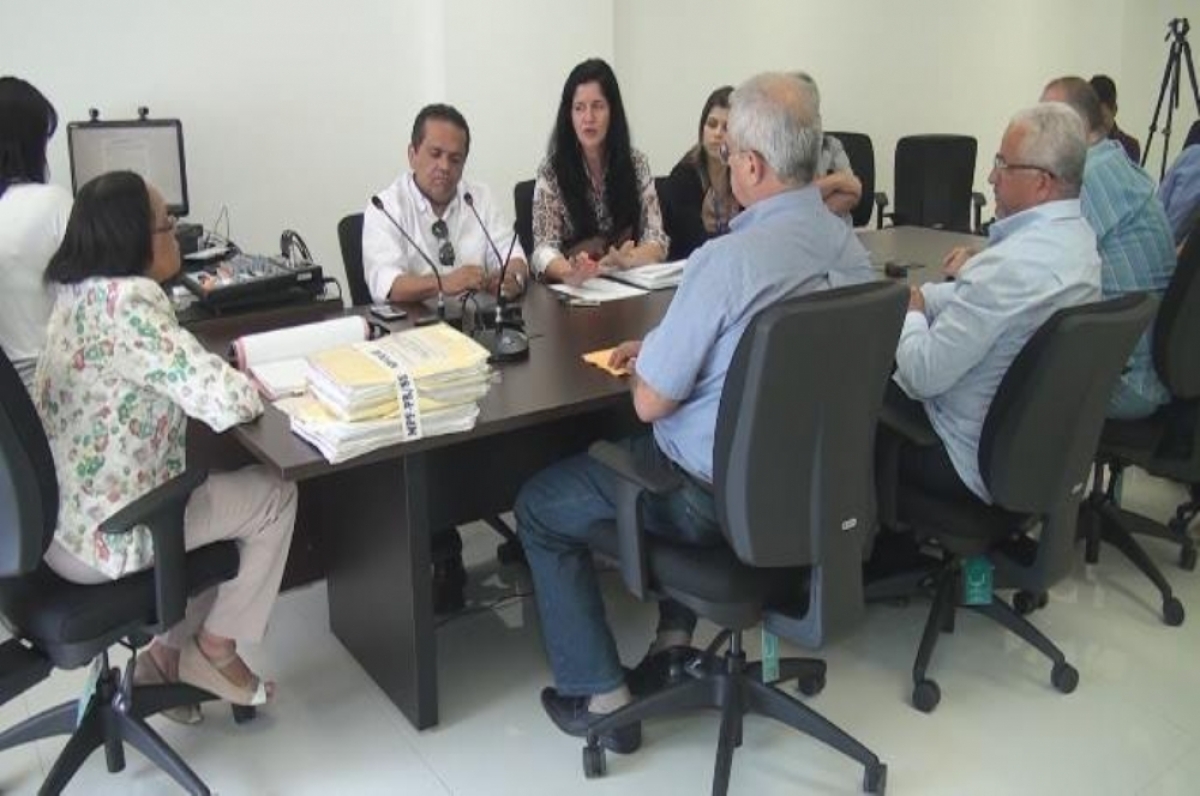 Audiência com gestores e interessados na obra ocorreu nesta quinta-feira no MPF (Foto: Portal Infonet)