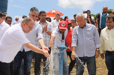 Governador leva investimentos a Indiaroba e visita Centros Profissionalizantes do Sul sergipano (Foto: ASN)