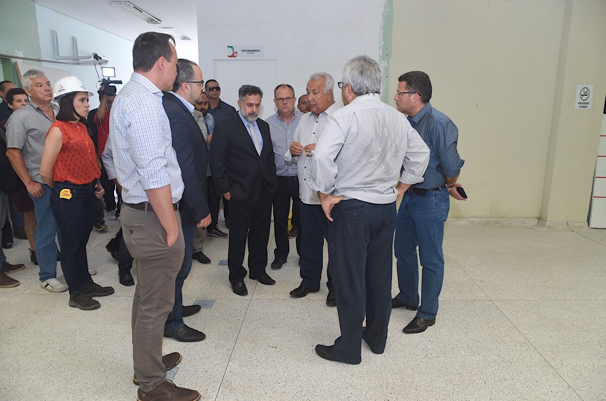Jackson visita obras que ampliarão serviços no Huse - Foto: Marcelle Cristinne/ASN
