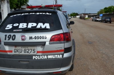  Quatro viaturas do 5° BPM foram destinadas para o local (Foto: Arquivo Portal Infonet)