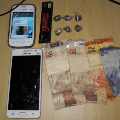 Acusados de tráfico são presos em Socorro (Foto: SSP)