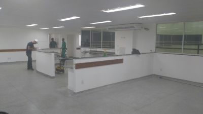 Secretário visita obras no Huse e sinaliza entrega de 45 novos leitos clínicos (Foto: Ascom/SES)
