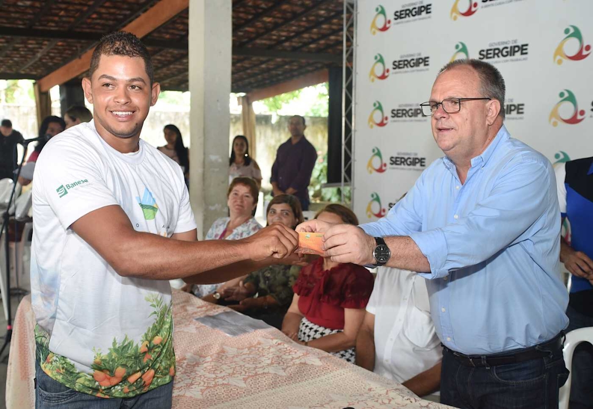 Mão Amiga: Vice-governador reúne produtores de laranja de Arauá e Pedrinhas (Foto: Marcelle Cristinne/ASN)