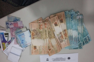 Preso homem suspeito de roubar R$ 2,4 mil de mecânico (Foto: Gati)