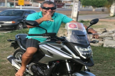  O crime aconteceu na porta da casa da vítima, em Areia Branca (Foto: Cedida pela PM)
