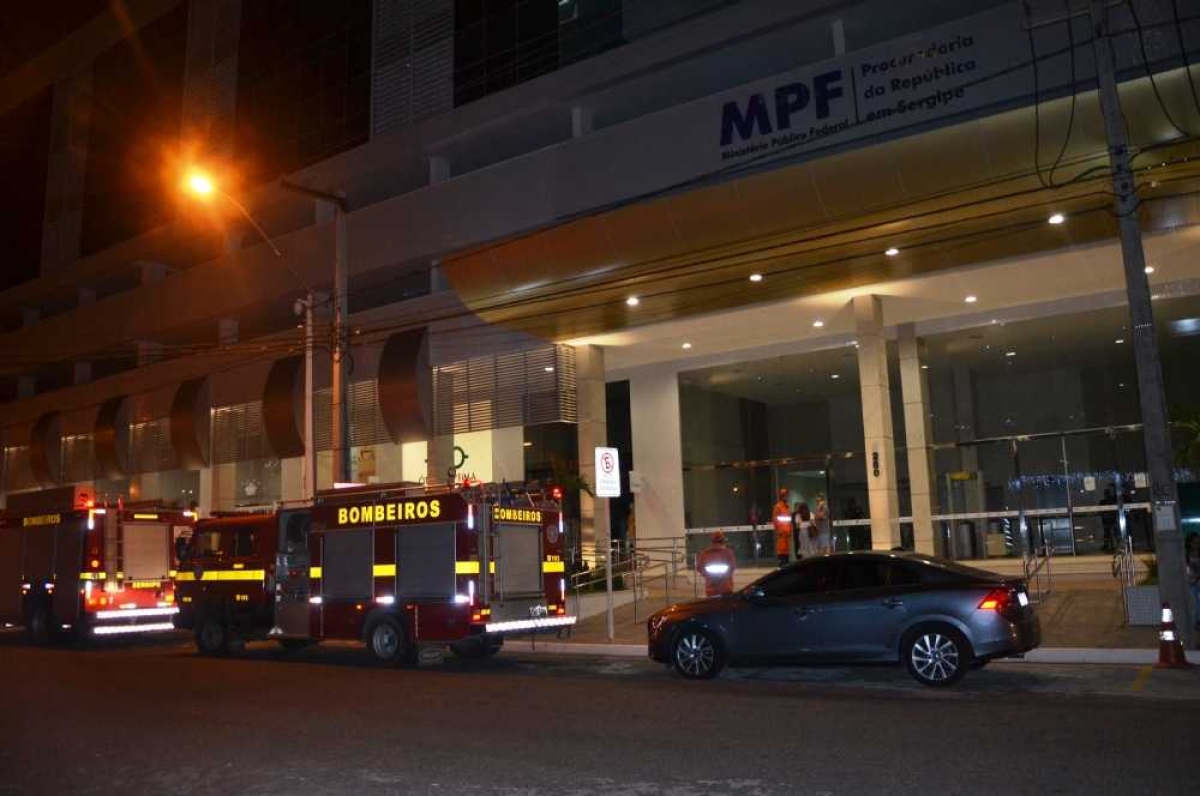 Edifício empresarial fica no bairro Garcia (Foto: Portal Infonet)