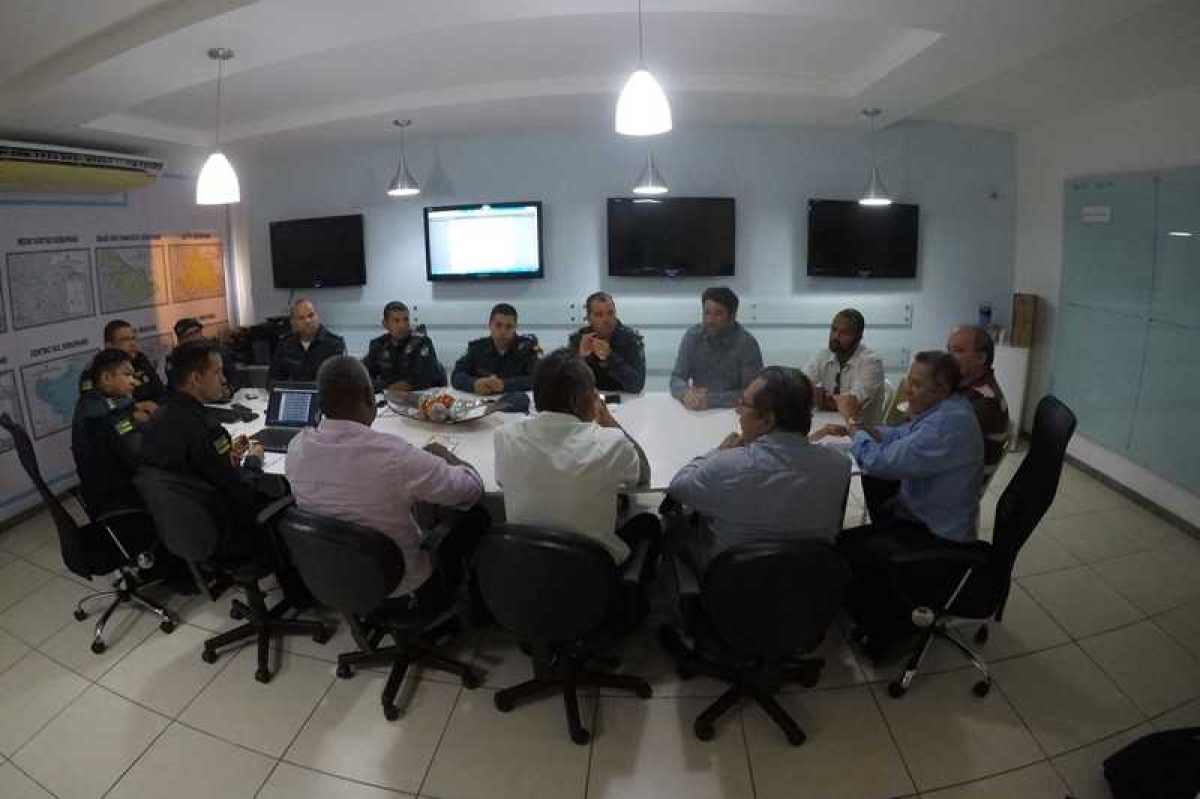 Reunião entre Polícia Militar de Sergipe e Federação Sergipana de Futebol define procedimentos para atuação nos estádios (Foto: PM/SE)