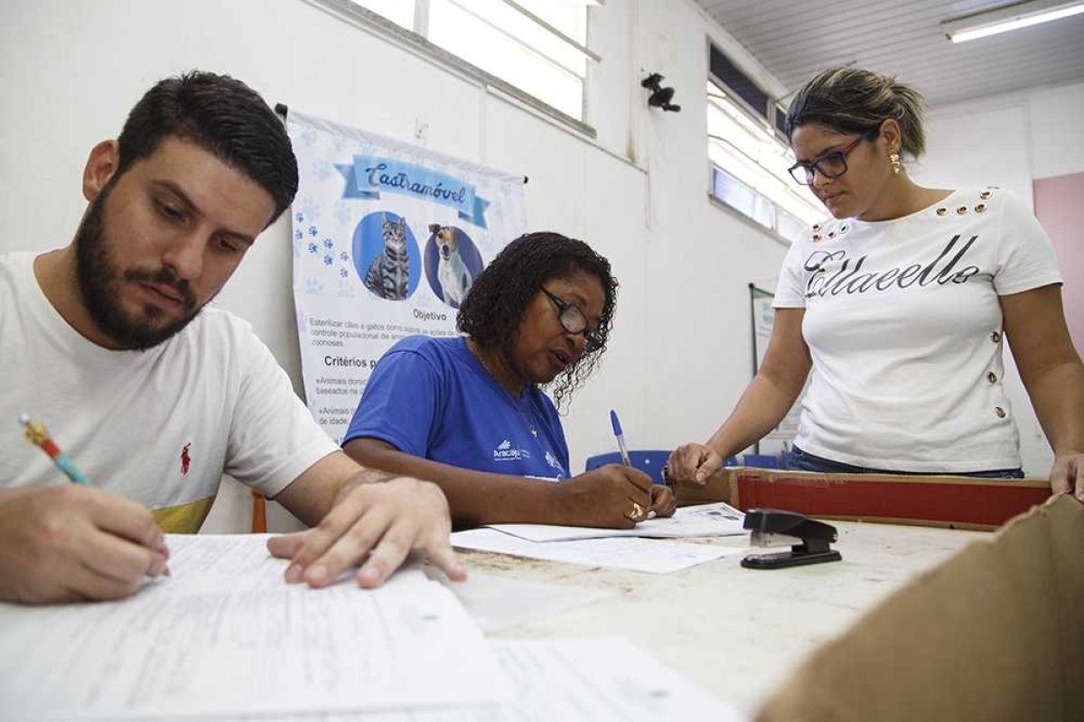 Castramóvel inicia cadastramento de animais (Foto: PMA)