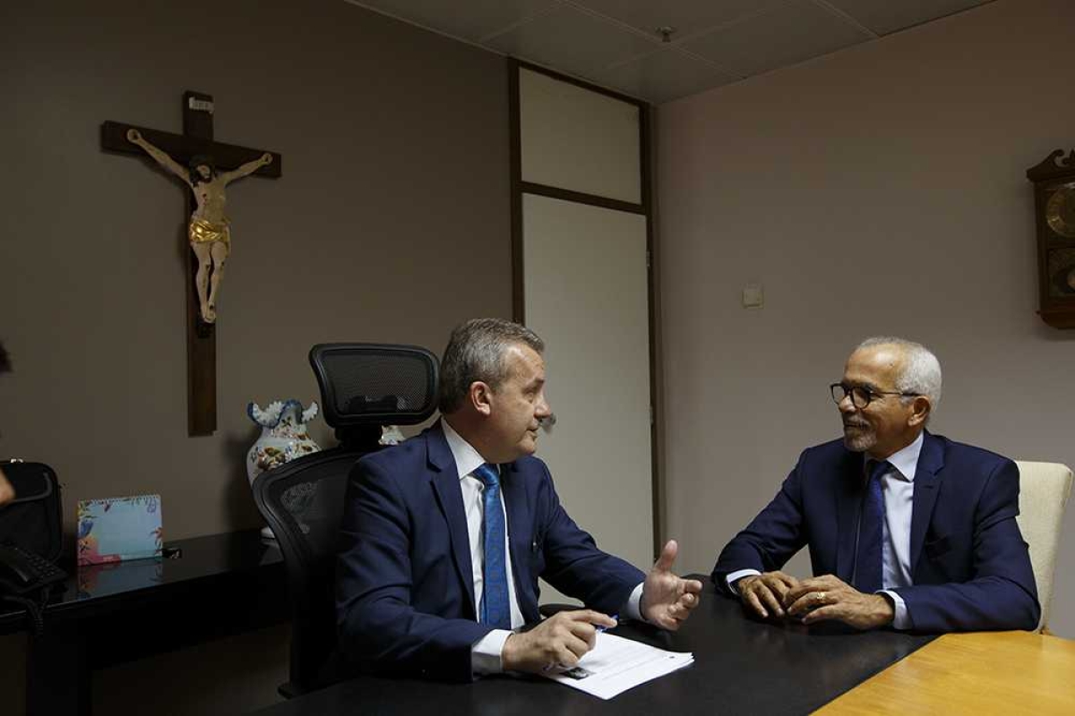 Mais uma parceria em benefício dos aracajuanos (Foto: Marco Vieira/PMA)
