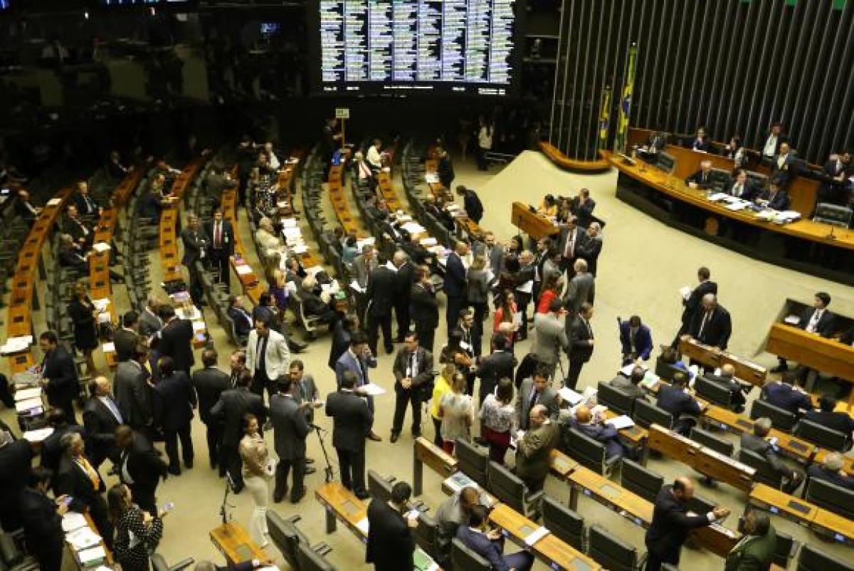 Sessão plenária do Congresso Nacional para apreciação de vetos presidenciais e do projeto que abre crédito especial para municípios (Foto: Fabio Rodrigues Pozzebom/Agência Brasil)