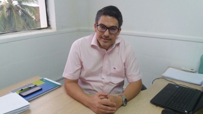 O coordenador da Rede Administrativa da SMS, Adriano Nogueira (Foto: SMS/Aracaju)