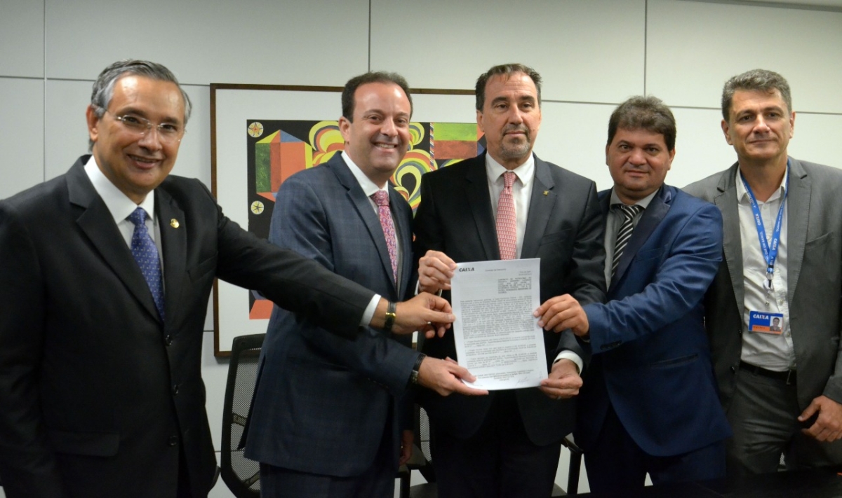 Caixa e FSF assinam contrato de patrocínio ao futebol sergipano (Foto: Assessoria Seel/SE)