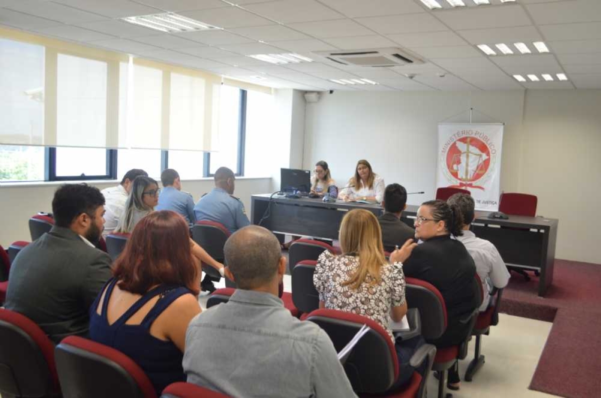 Audiência firma parceria entre órgãos para coibir venda do "chumbinho" na capital (Foto: Portal Infonet)