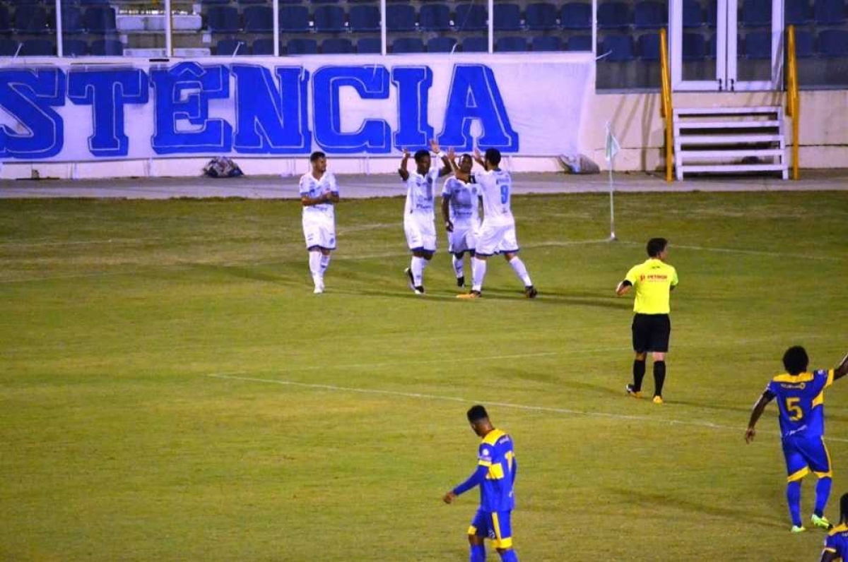 Iago abre o placar: 1 a 0 (Foto: Igor Matheus/ Portal Infonet)