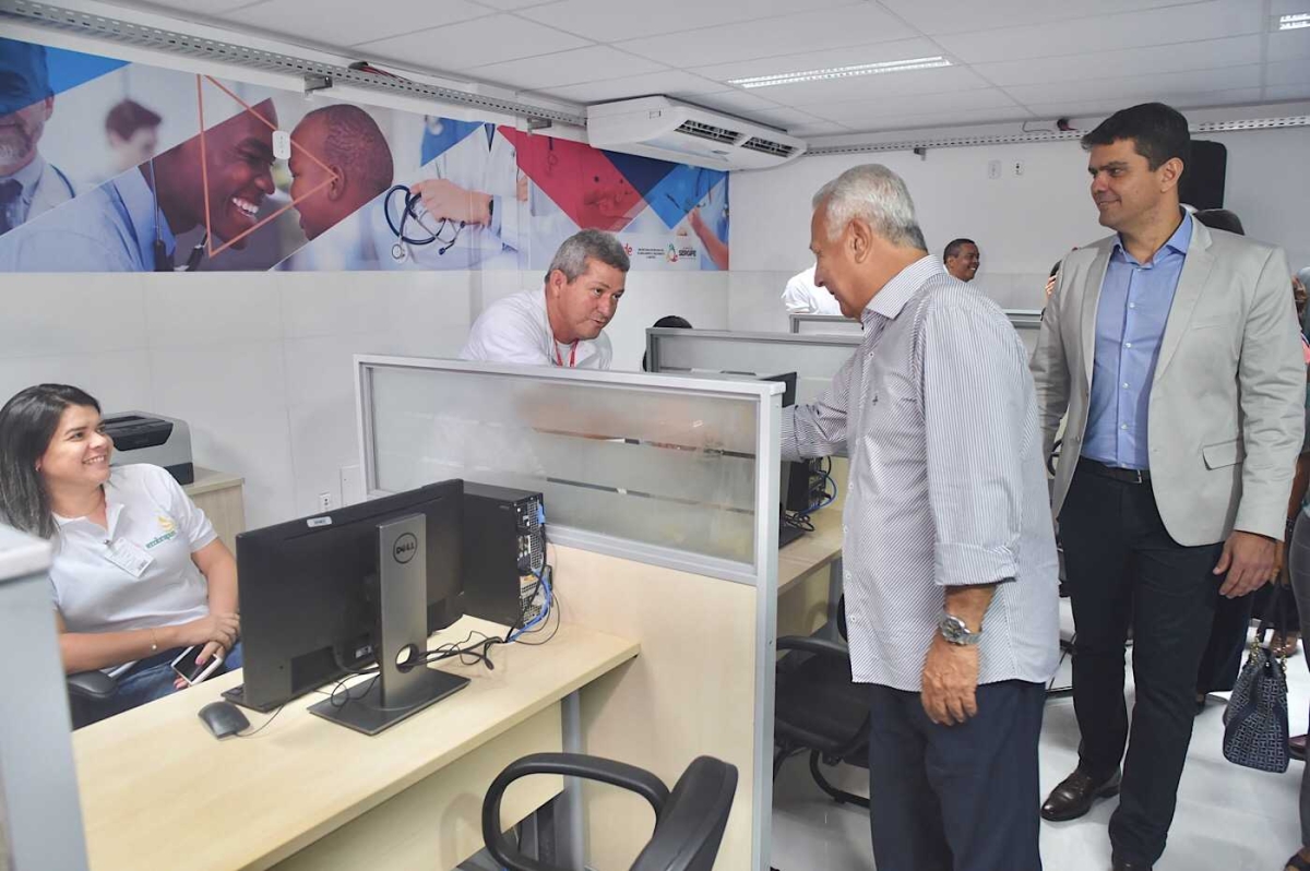 Governador de Sergipe entrega novo Centro de Atendimento do Ipesaúde (Foto: Marcelle Cristinne/ASN)