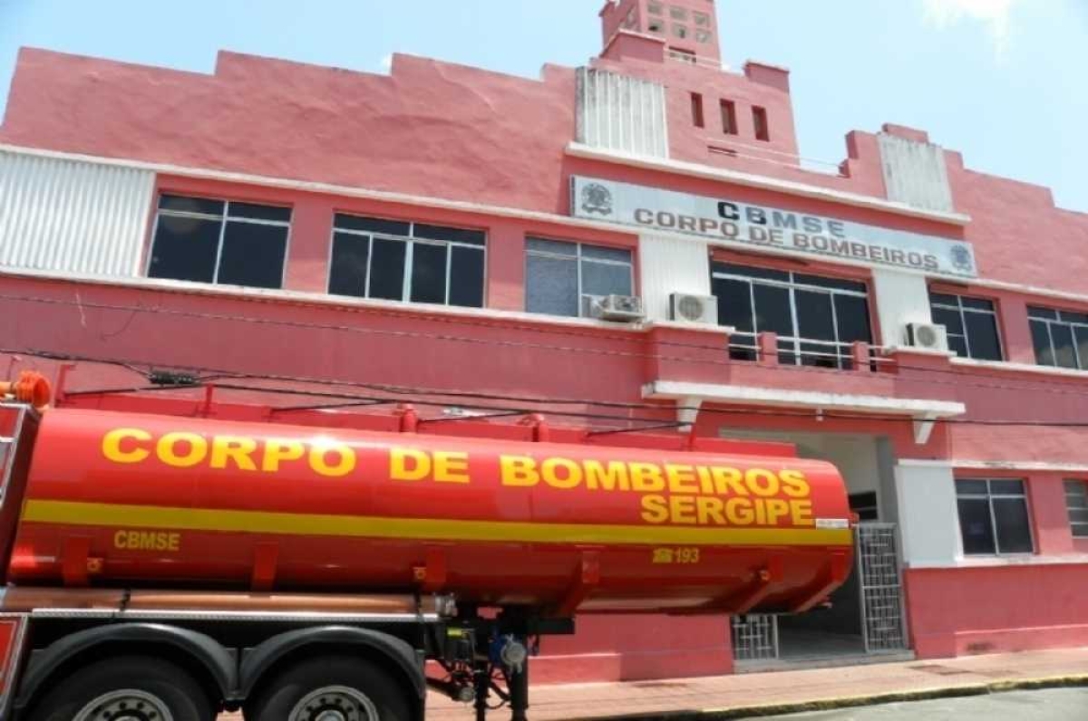 Bombeios registram princípio de incêndio em restaurante de Aracaju (Foto: Arquivo Portal Infonet)