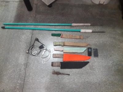 Armas brancas e celulares são encontrados no Preslen (Foto: Sejuc/SE)