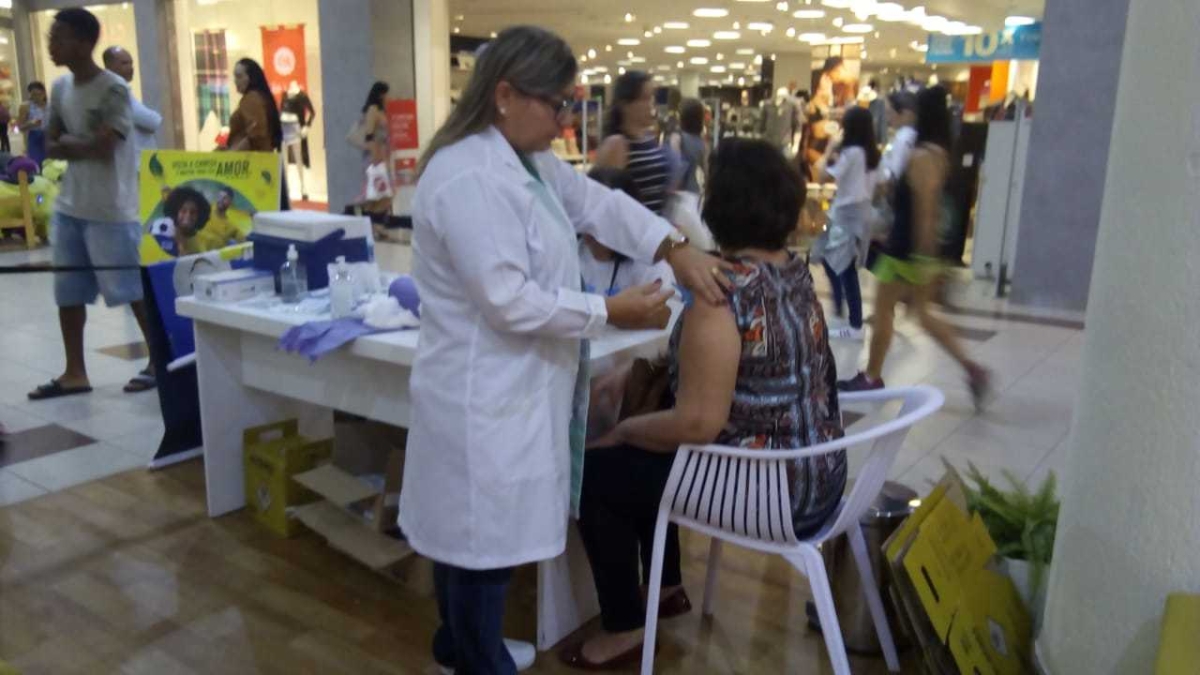 Vacina contra gripe tem ampliação de faixa etária a partir de segunda-feira, 18/6 (Foto: SMS/Aracaju)