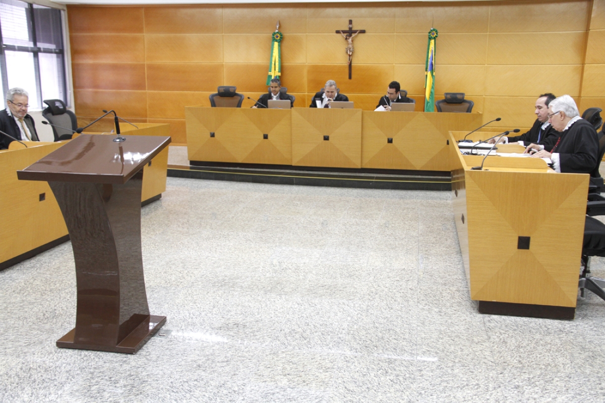 Conselheiros julgam 19 processos em sessão da Primeira Câmara do TCE/Sergipe (Foto: TCE/SE)