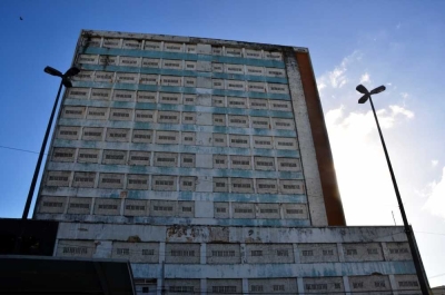 Primeiro pavimento do edifício será interditado completamente na segunda (Foto: Arquivo Portal Infonet)