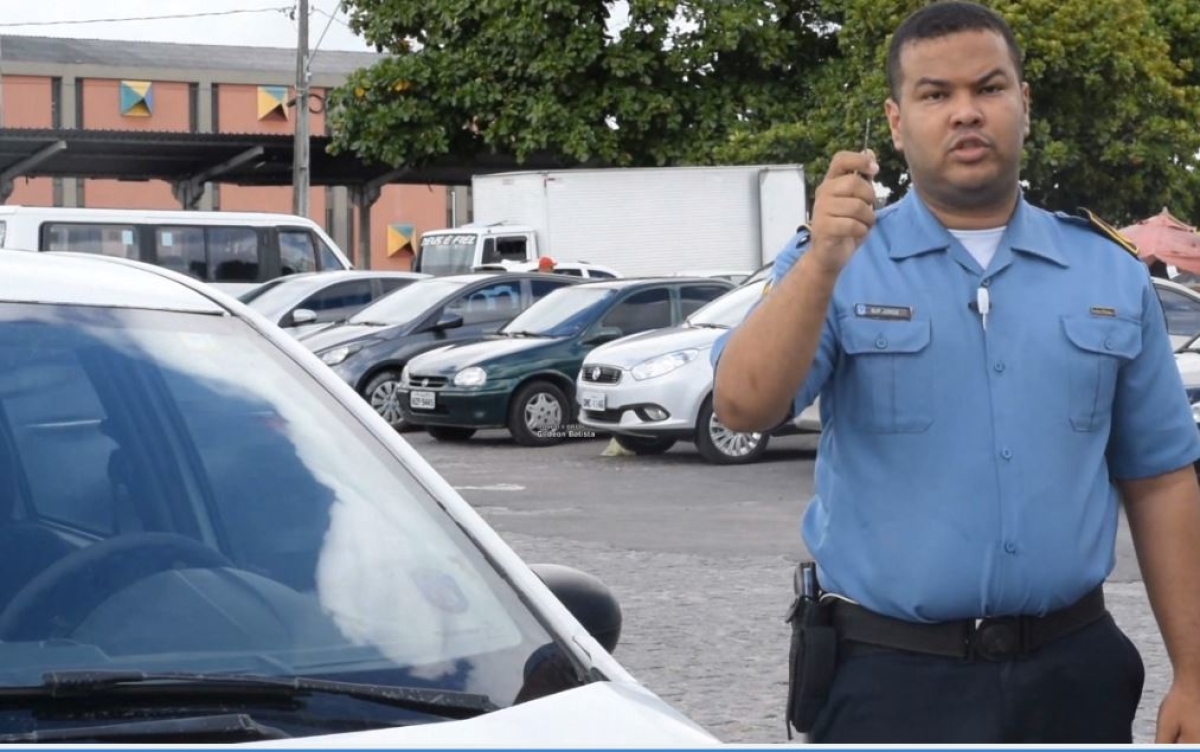 O guarda municipal alerta para o perigo em deixar a chave do veículo com desconhecidos (Foto: GMA)