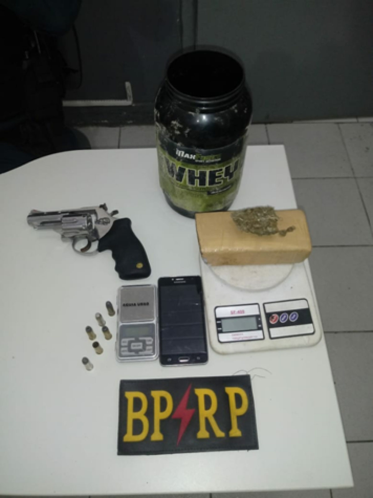 Ações da PM resultam em apreensões de drogas, armas, prisões e recuperação de veículo na capital e Grande Aracaju (Foto: Assessoria PM/SE)