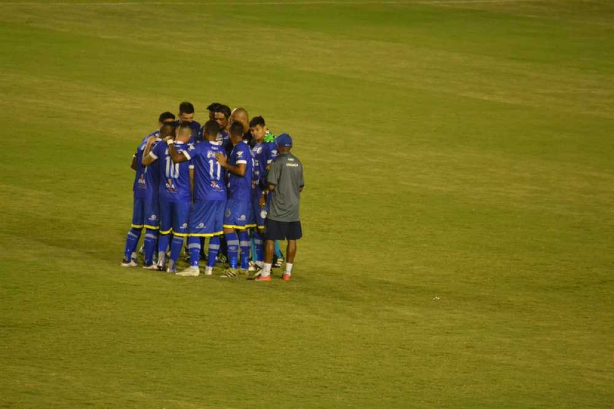 Série C: Confiança vence e garante permanência (Foto: Arquivo Portal Infonet)