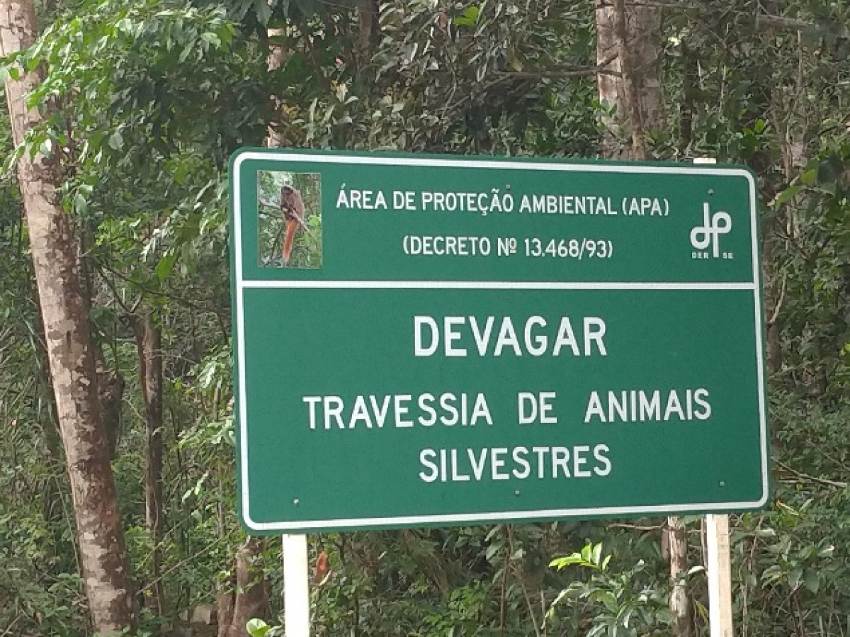 Placa de identificação da APA (Foto: Assessoria BR-101/PE/AL/SE/BA)