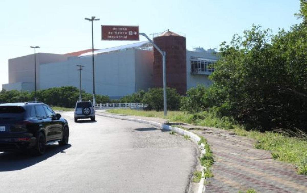 Prefeitura de Aracaju inicia instalação de novas placas de sinalização turística (Foto: SMTT/Aracaju)