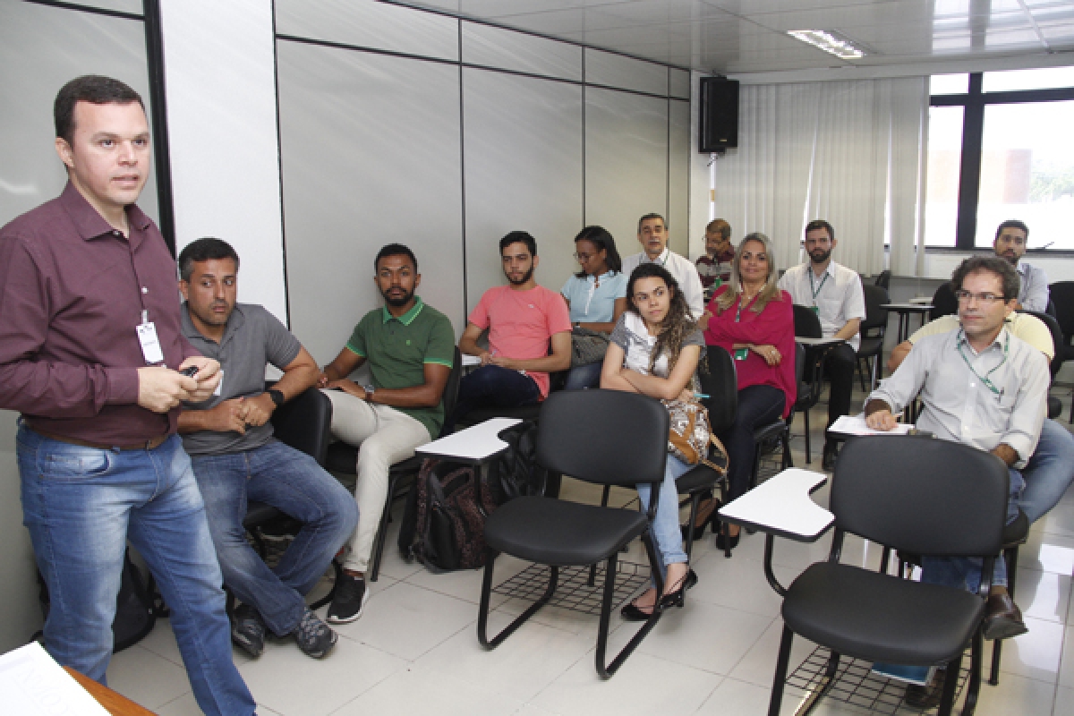 Corpo técnico do TCE/Sergipe passa por treinamento para inspecionar obras de pavimentação (Foto: TCE/SE)