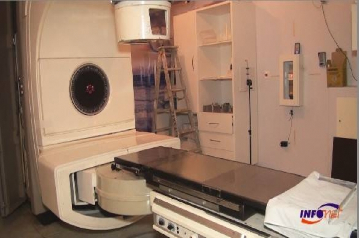 Máquina de Radioterapia do Cirurgia está quebrada há oito dias (Foto: Portal Infonet)