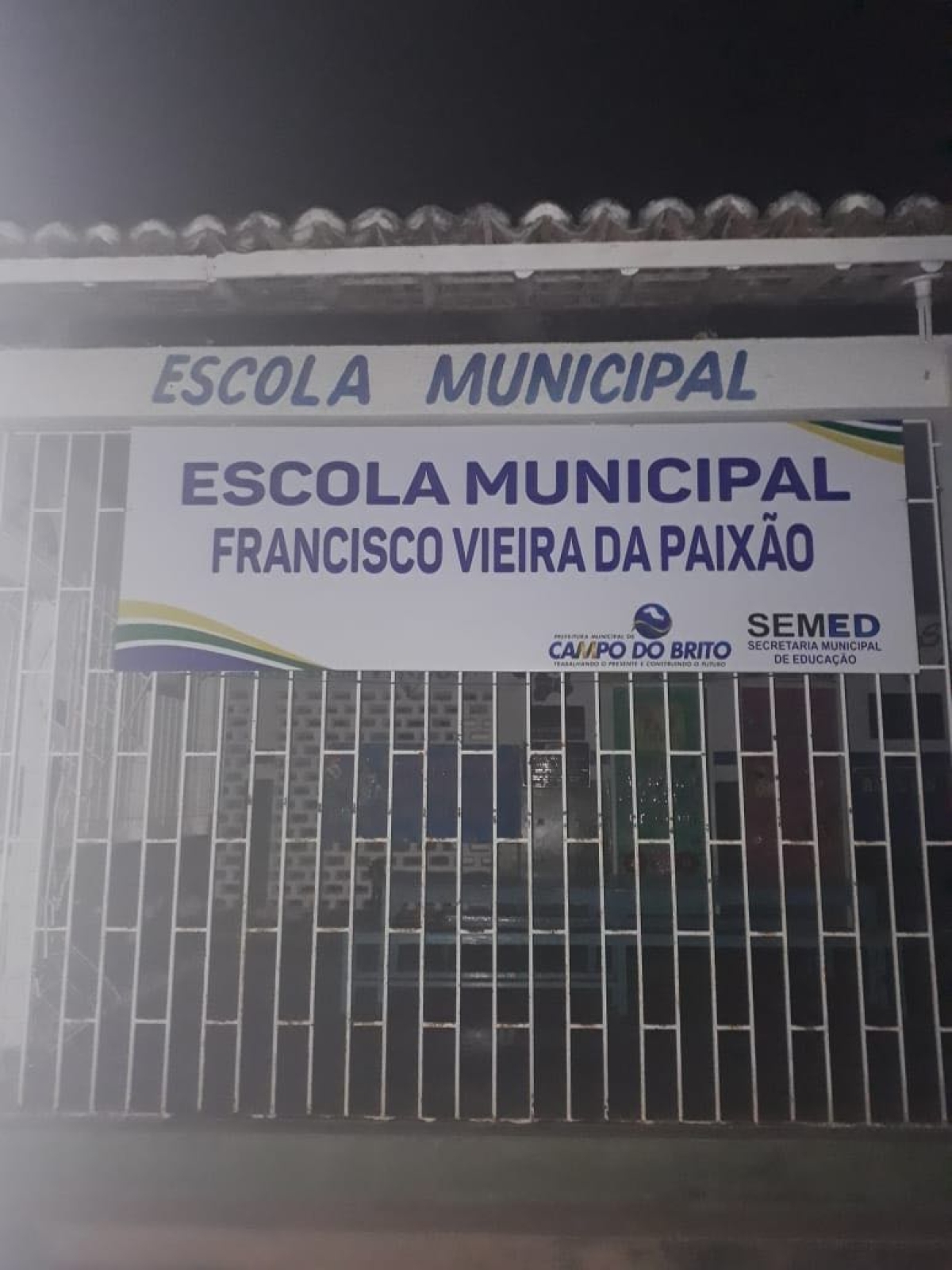 PM prende um homem e apreende quatro adolescentes por arrombamento de escola em Campo do Brito (Foto: Assessoria SSP/SE)