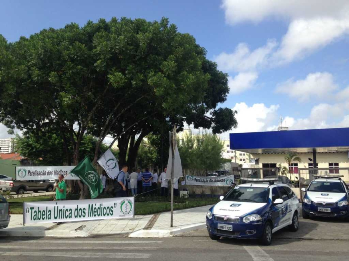 Médicos estão a quase dois meses em greve (Foto: Arquivo Portal Infonet)