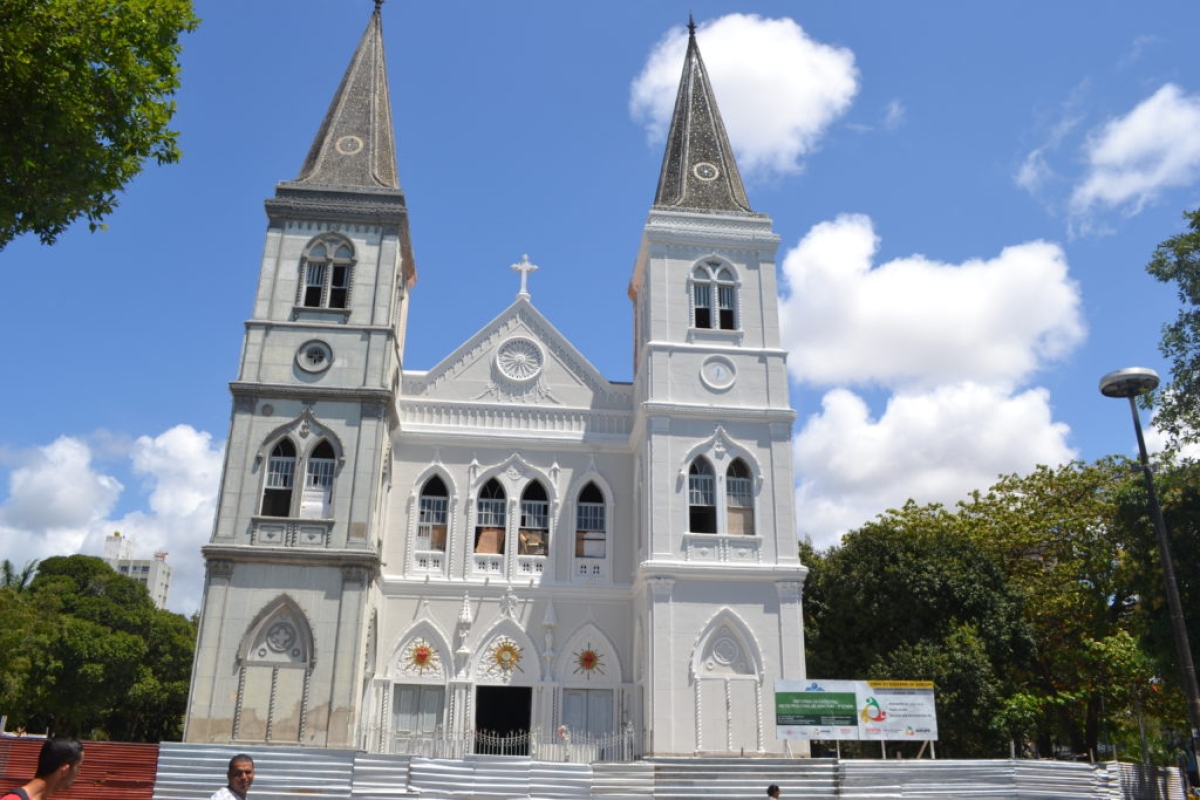 Segunda etapa da obra da Catedral de Aracaju está atrasada há cinco meses (Foto: Portal Infonet)