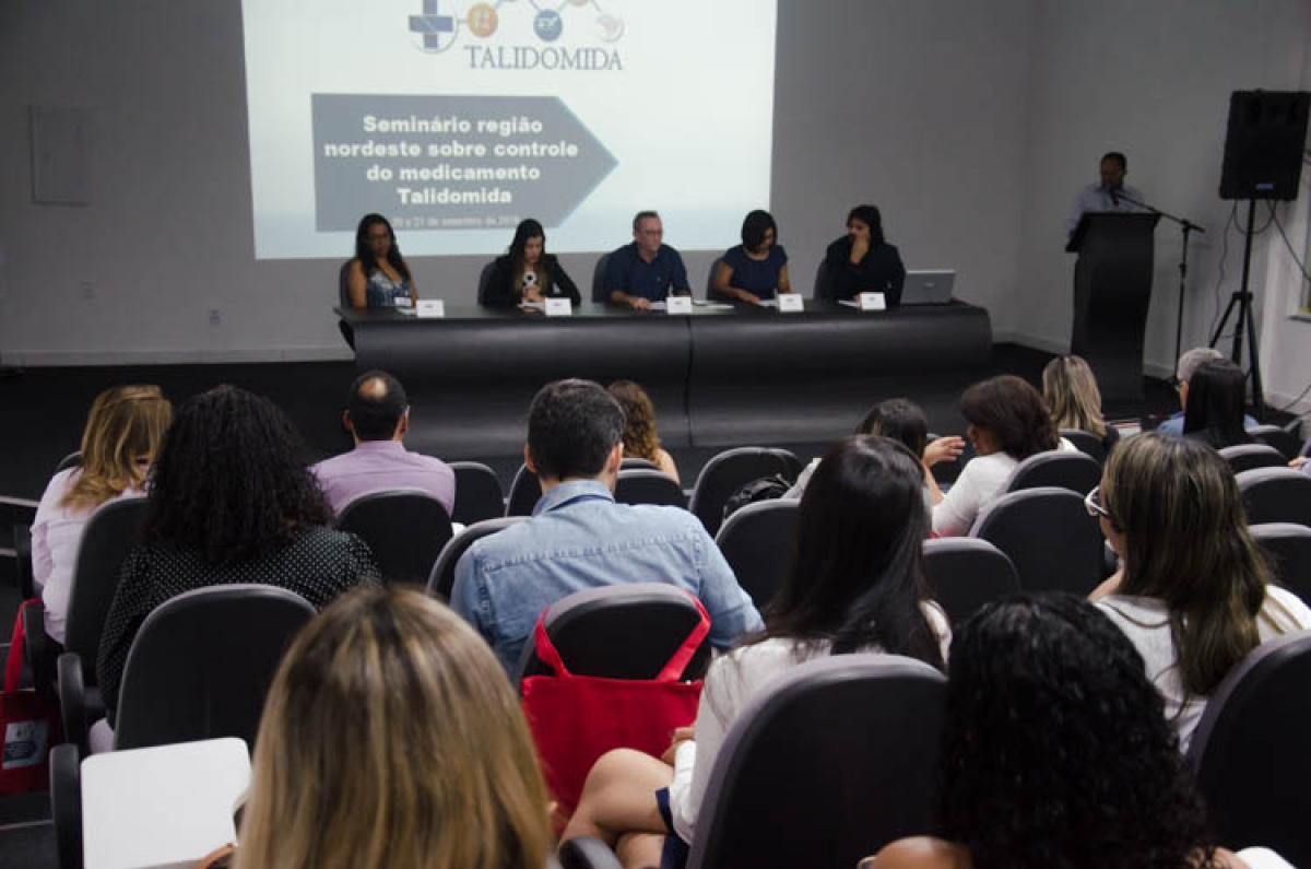 Anvisa e SES discutem a gestão do medicamento Talidomida em Sergipe (Foto: Flávia Pacheco/ Assessoria SES/SE)
