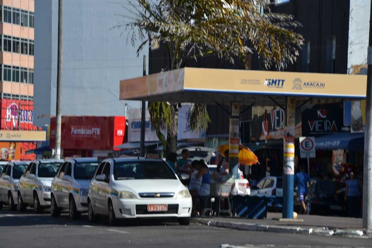 Abrigos foram recuperados após matéria da Infonet (Foto: Portal Infonet)