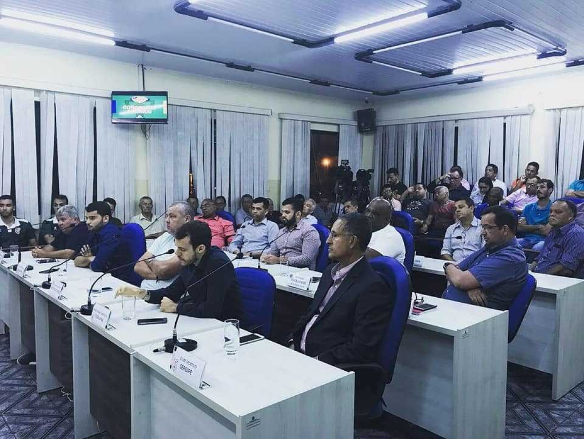Reunião arbitral foi realizada em Lagarto (Foto: FSF)