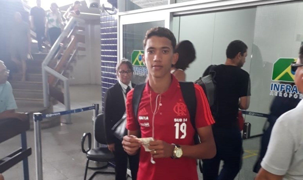 O atleta, Athila Paixão, 17 anos, treinava no clube rubro-negro há quase um ano (Foto: Reprodução/ Redes sociais)