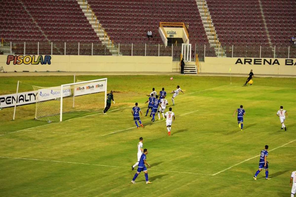 Sergipão: Itabaiana e Confiança empatam em 1 a 1 no Batistão (Foto: Igor Matheus/ Portal Infonet)