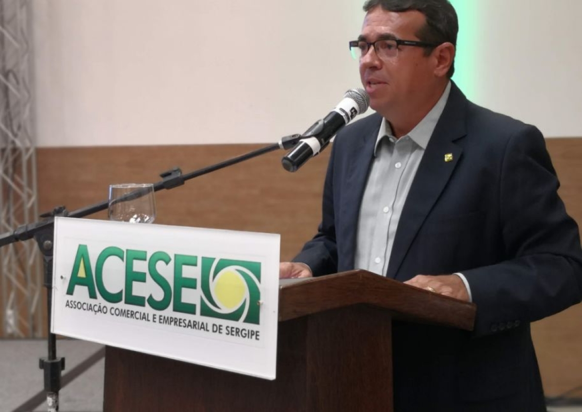 "Ainda não temos o ambiente ideal, mas o Brasil voltará a ser um terreno fértil para a economia", avalia presidente da Acese (Foto: Acese/SE)