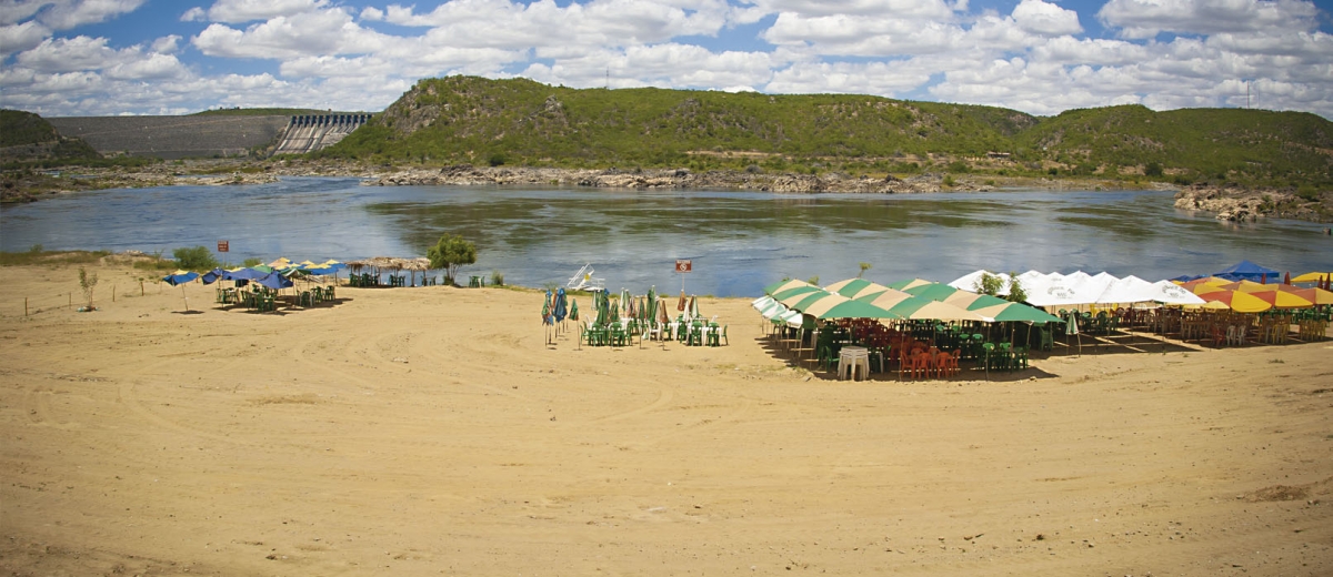 Governo de Sergipe e Agência Nacional de Águas avaliam a situação do Baixo São Francisco (Foto: Governo de Sergipe)