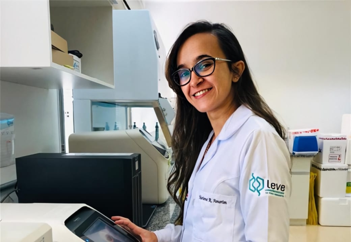 Mariene Amorim, bacharel em Biomedicina, Mestre em Genética e Biologia Molecular e doutoranda em Genética e Biologia Molecular na área de Virologia (Foto: Assessoria de Imprensa Unit)