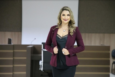 Coordenadora do curso em Propriá, Samyle Regina Matos Oliveira (Foto: Assessoria de Imprensa Unit)