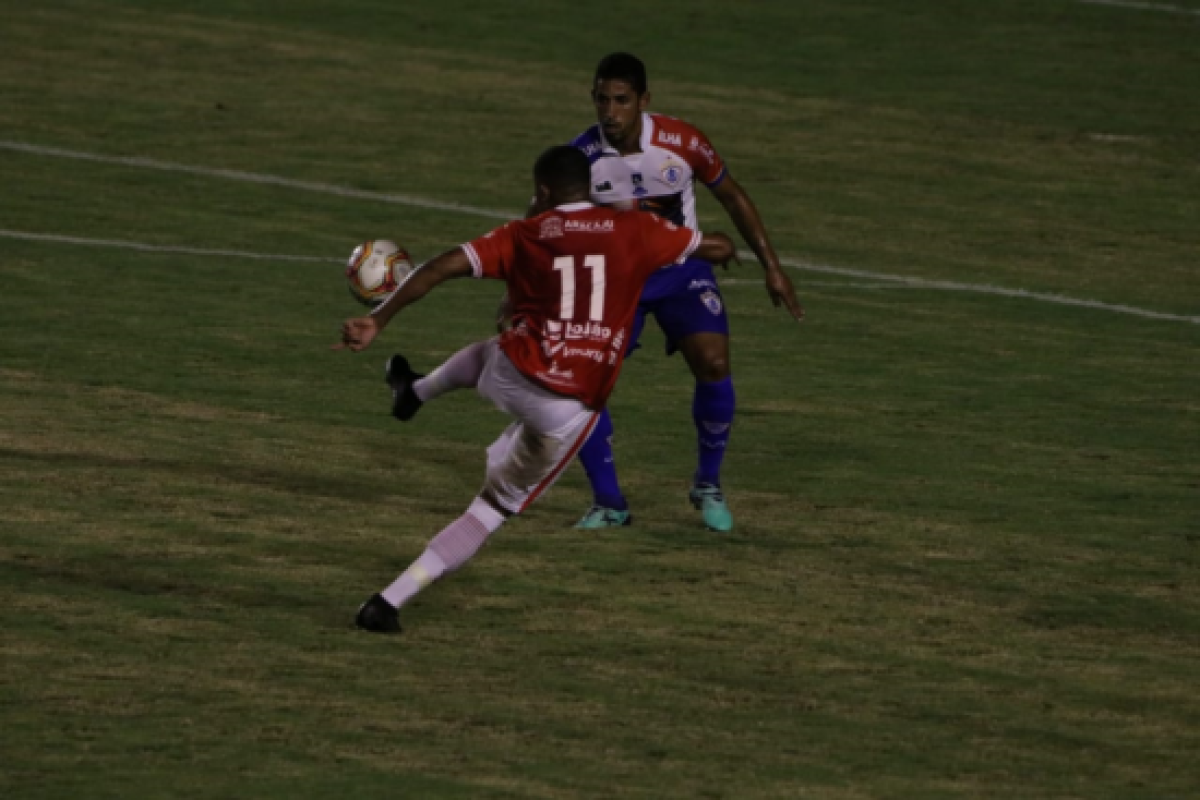 Sergipe garantiu virada e está na liderança da competição, pelo menos até o fechamento da rodada (Foto: Divulgação/ FSF)