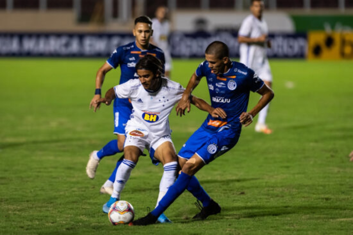 Equipes deciriram placar ainda no primeiro tempo (Foto: Bruno Haddad/ Cruzeiro)