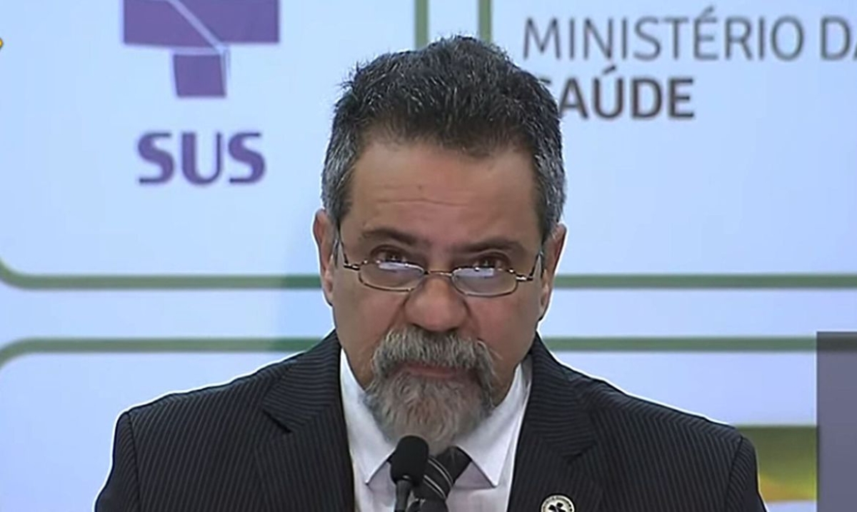 Secretário-executivo do Ministério da Saúde, �?lcio Franco (Foto: TV Brasil)
