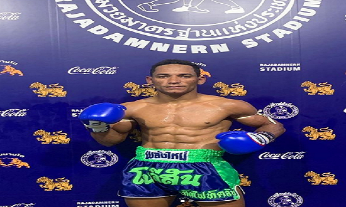 Noelisson Silva venceu a luta por decisão após derrubar o adversário no 4° round (Foto: Reprodução/ Instagram)