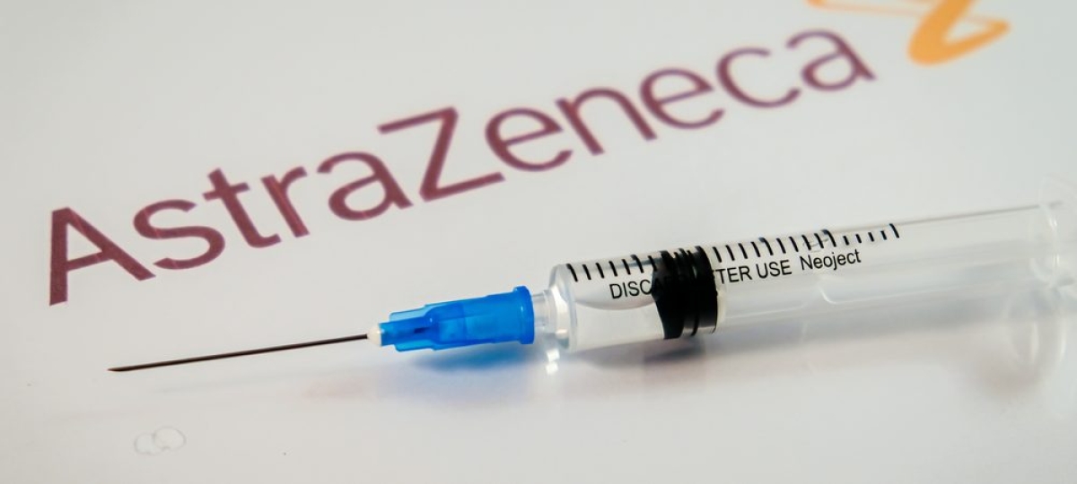 Estudos avaliam vantagens de maior intervalo da vacina AstraZeneca (Imagem: Divulgação)